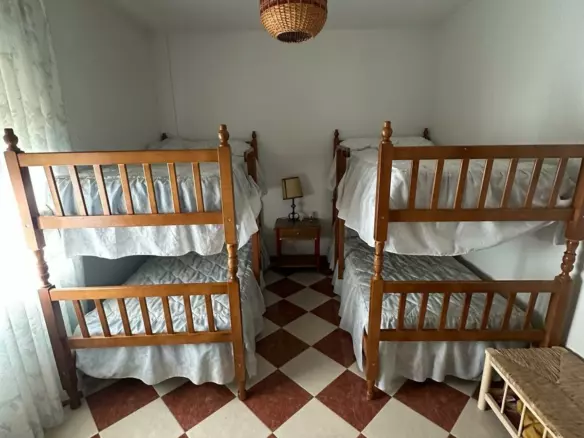3-bedroom Apartment In Alicante, Spain (143 M²)