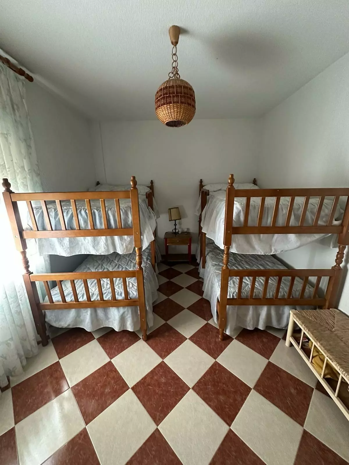 3-bedroom Apartment In Alicante, Spain (143 M²)