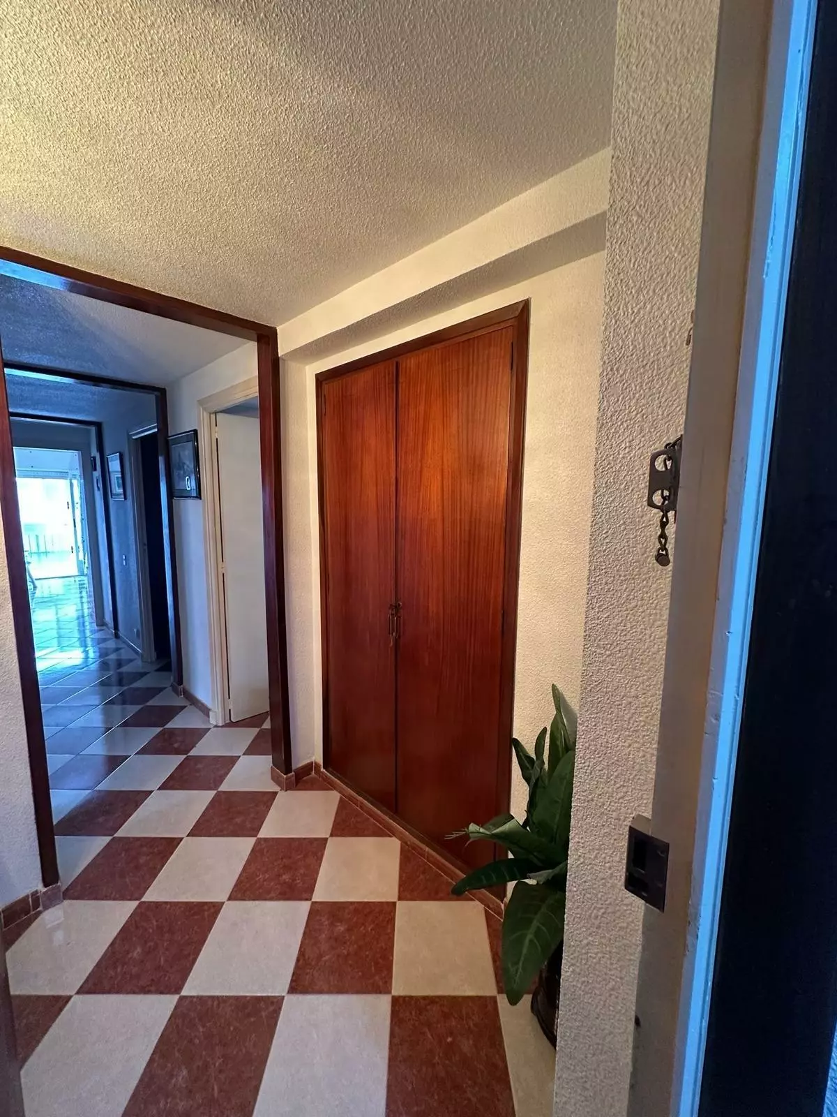 3-bedroom Apartment In Alicante, Spain (143 M²)