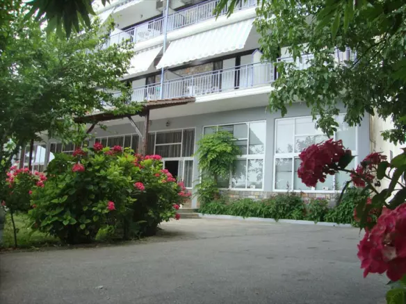 Hotel In Easts Olimpos, Greece (930 M²)