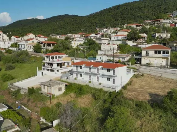 Building In Loutraki-perachora, Greece (240 M²)