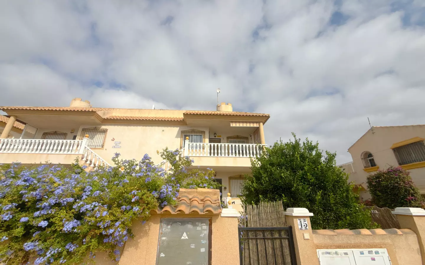 2-bedroom Apartment In Cabo Roig, Spain