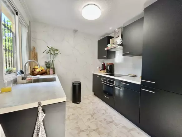 4-bedroom Villa In Villamartin, Spain (182 M²)