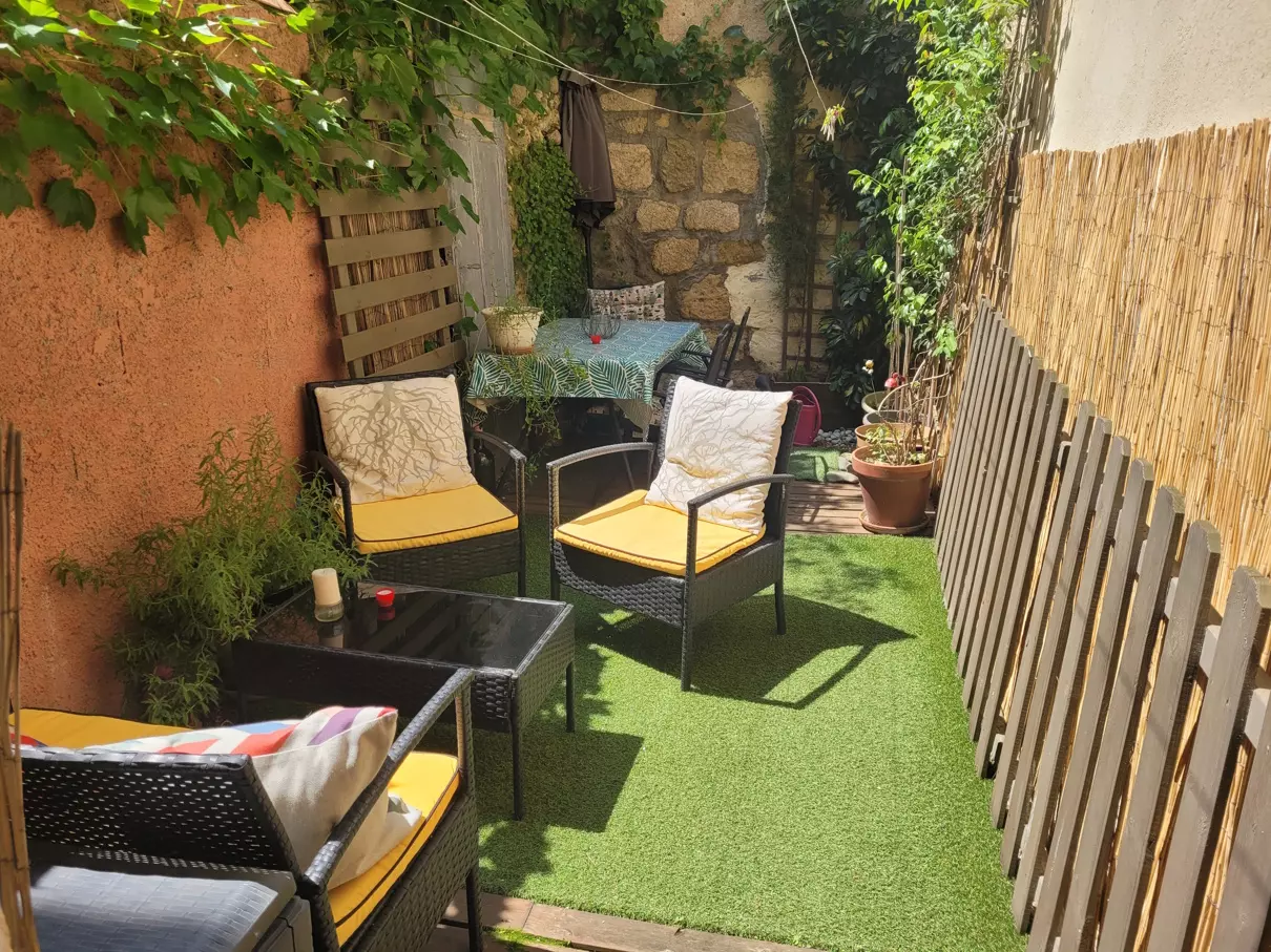 2-bedroom Apartment In Saint Genies De Fontedit, France (50 M²)