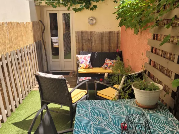 5-bedroom Apartment In Saint Genies De Fontedit, France (125 M²)