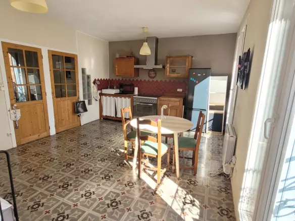 2-bedroom Apartment In Saint Genies De Fontedit, France (50 M²)