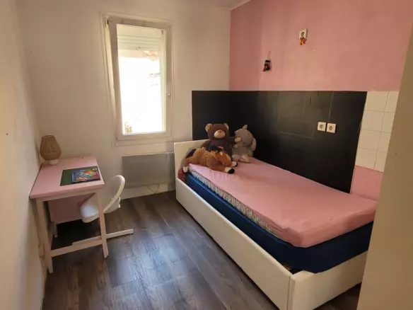 2-bedroom Apartment In Saint Genies De Fontedit, France (50 M²)