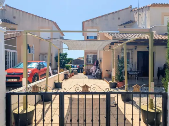 3-bedroom Quad House In Orihuela, Spain (120 M²)