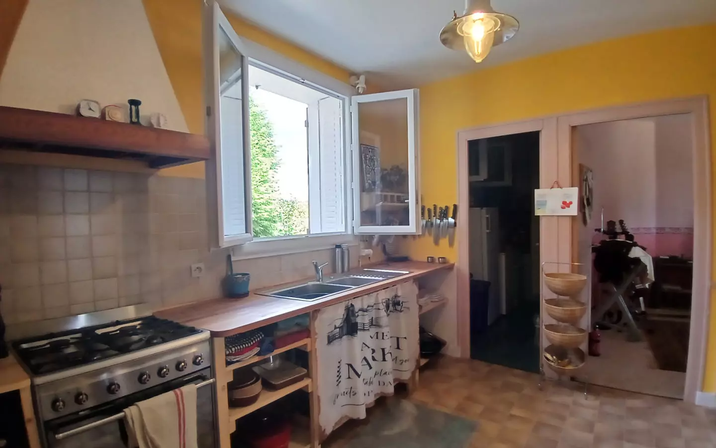 3-bedroom House In Saint-pierre-de-frugie, France (92 M²)