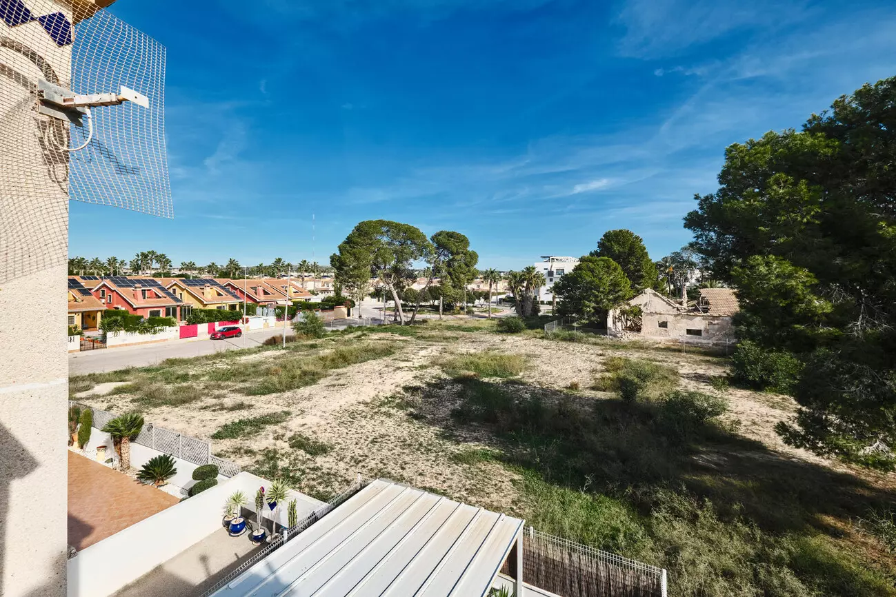 3-bedroom Semi In Guardamar Del Segura, Spain