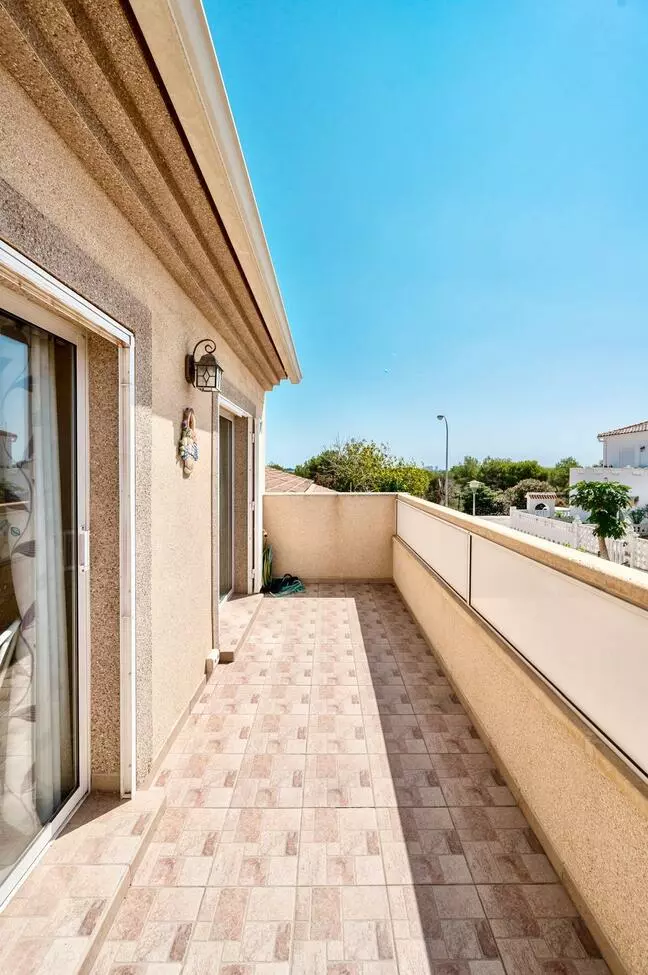 3-bedroom Town House In Torrevieja, Spain (123 M²)