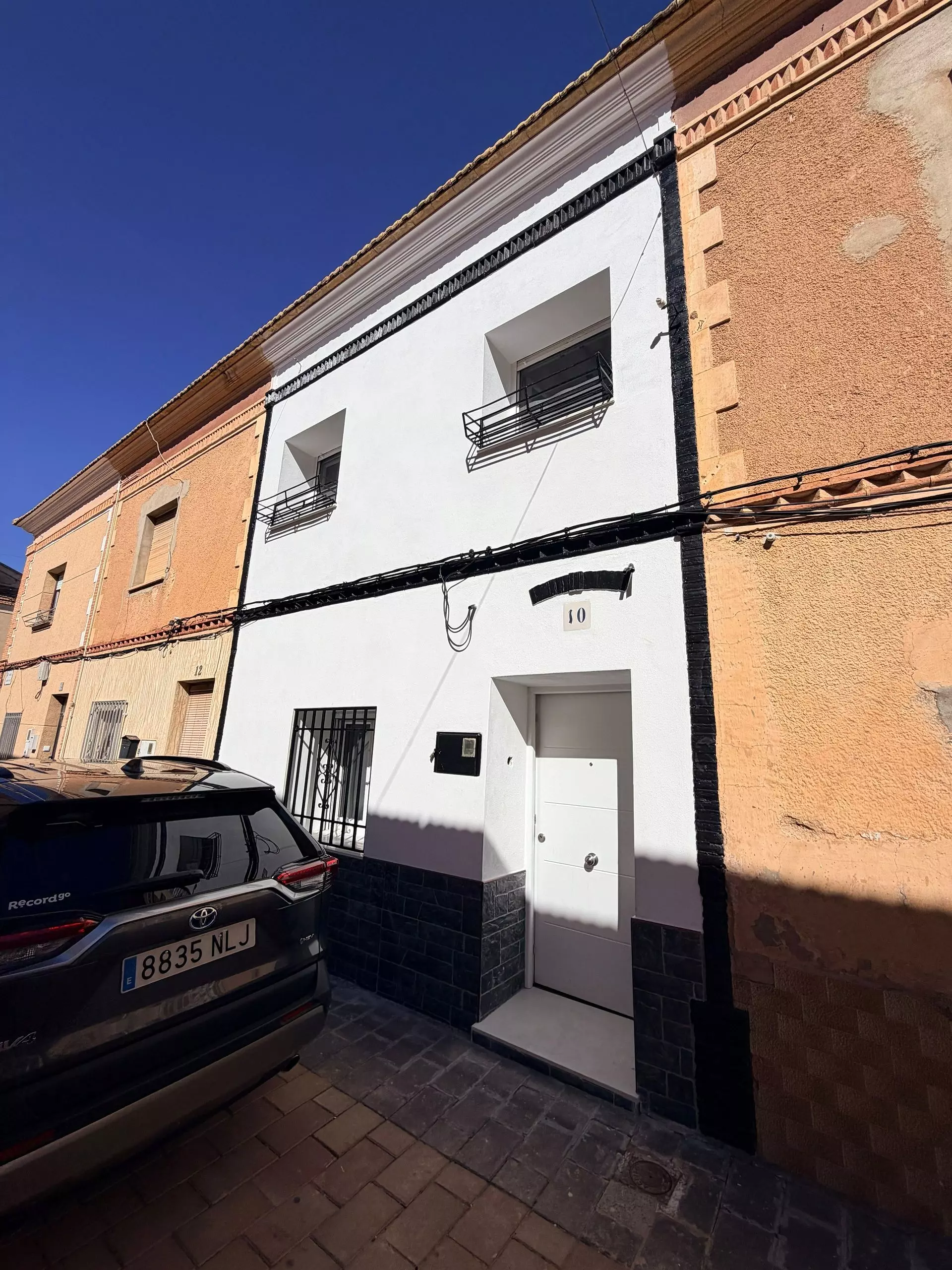 4-bedroom Townhouse In Caudete, Spain