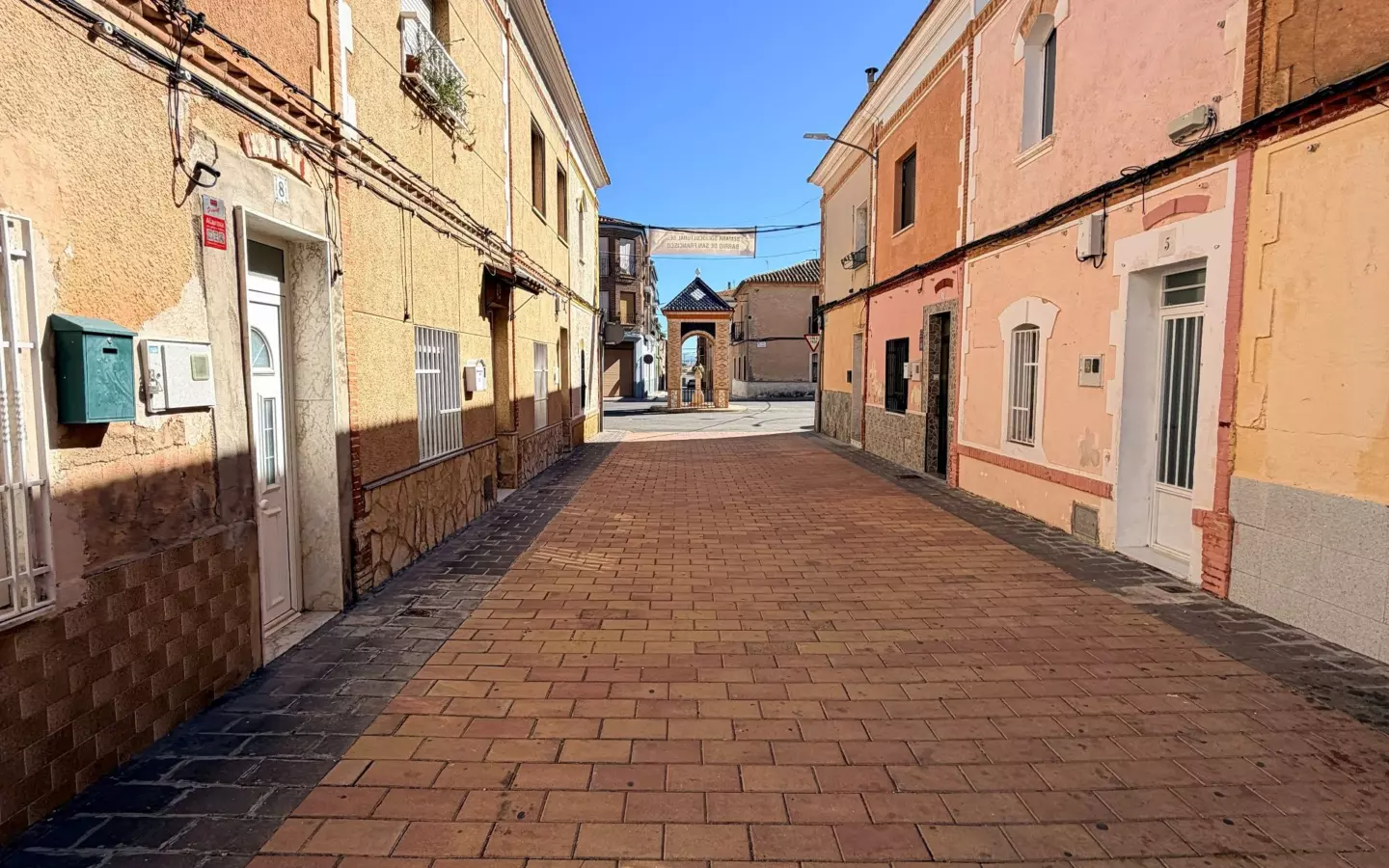 4-bedroom Townhouse In Caudete, Spain