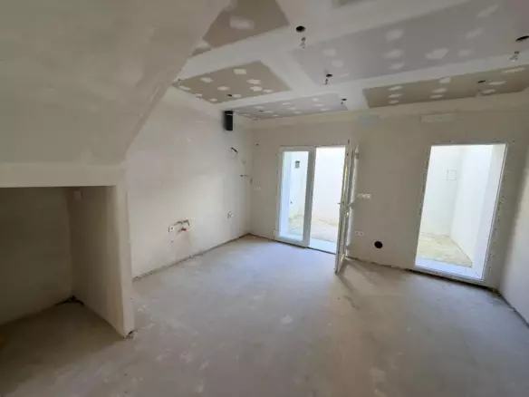 4-bedroom Townhouse In Caudete, Spain