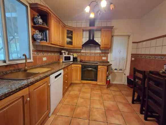 3-bedroom Detached Villa In Monovar, Spain (115 M²)