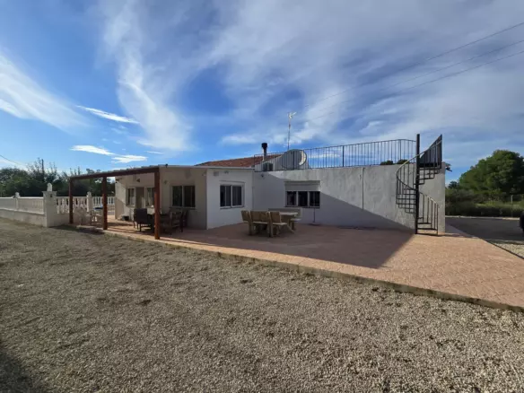 5-bedroom Detached Villa In Villena, Spain (247 M²)