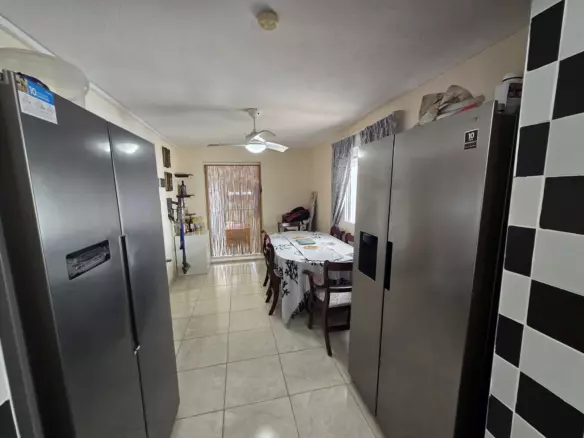 5-bedroom Detached Villa In Villena, Spain (247 M²)