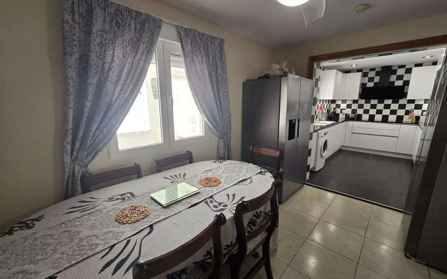 5-bedroom Detached Villa In Villena, Spain (247 M²)