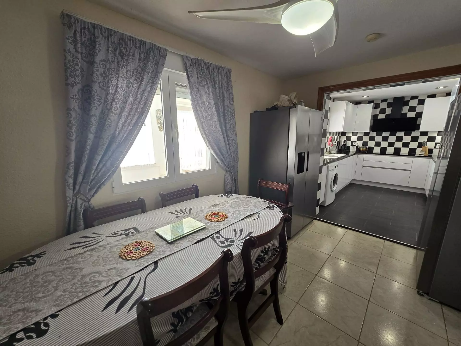 5-bedroom Detached Villa In Villena, Spain (247 M²)