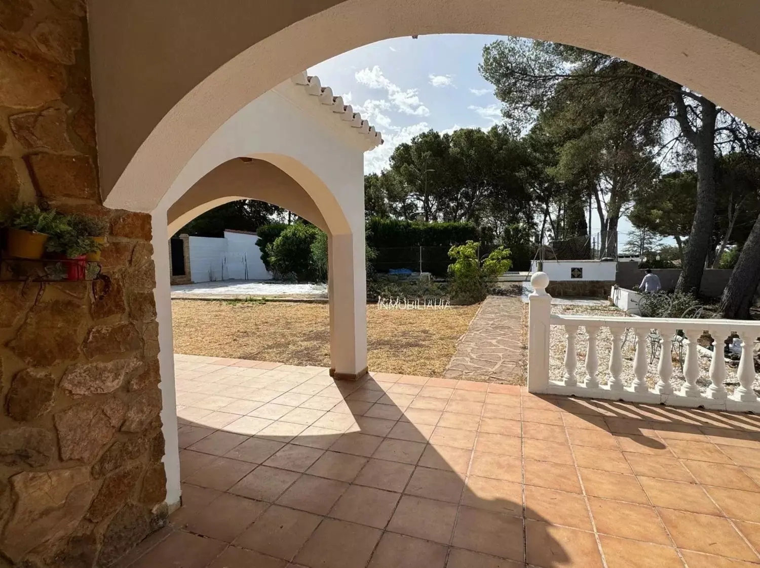 Private Mediterranean Villa With Pool And 905 M² Corner Plot Near Valencia (spain)
