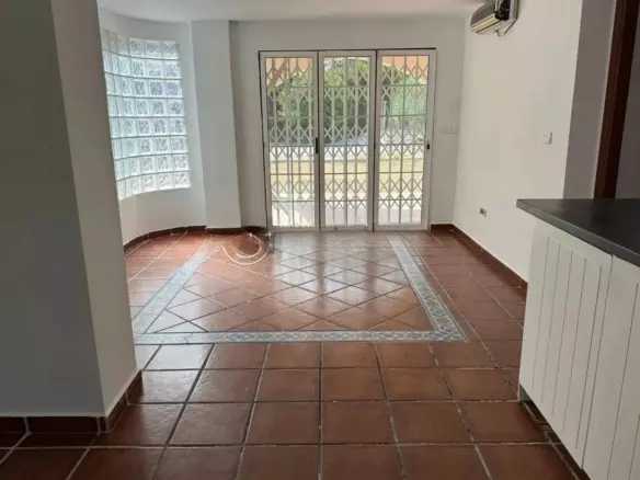Private Mediterranean Villa With Pool And 905 M² Corner Plot Near Valencia (spain)