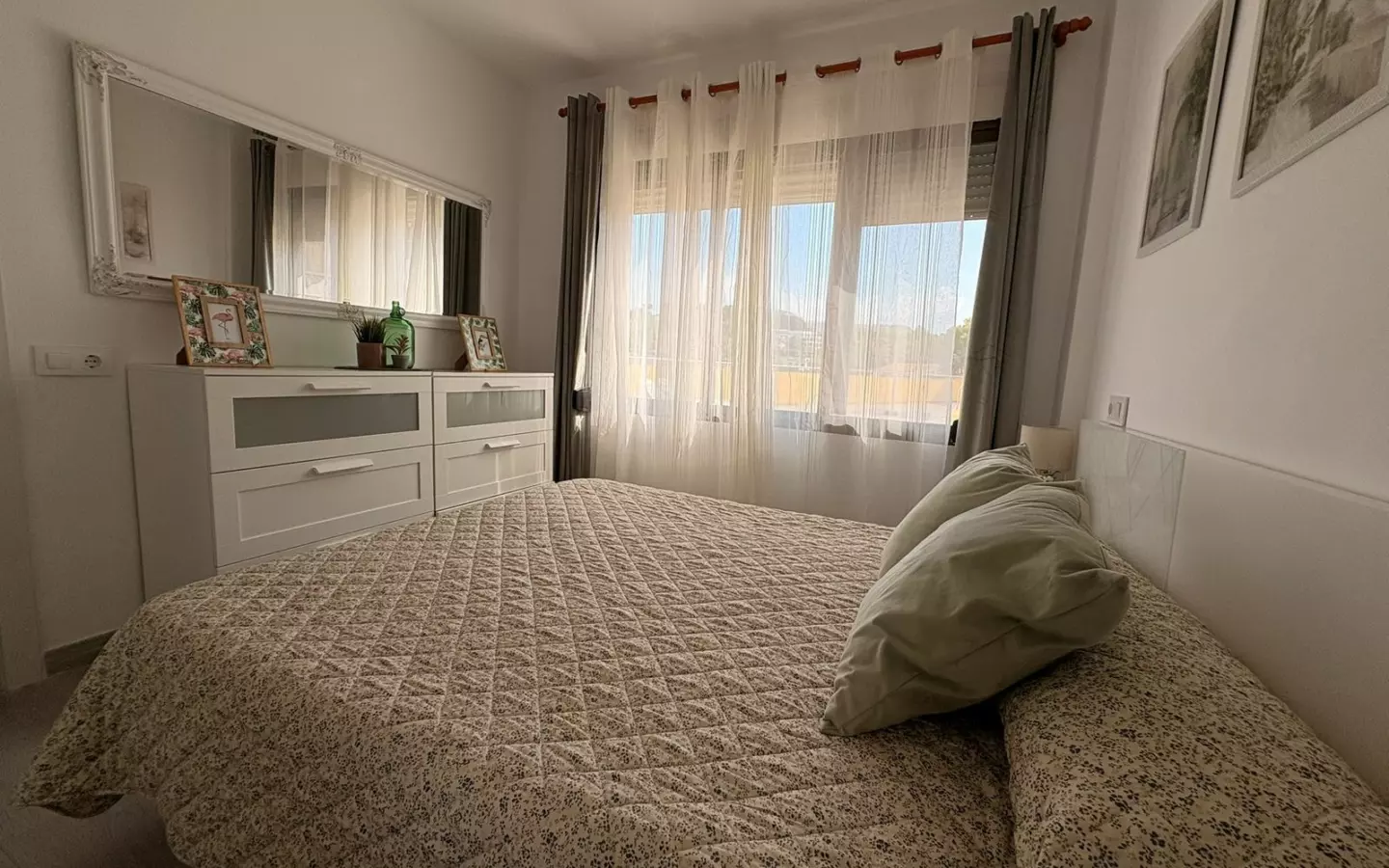 2-bedroom Flat In Moraira, Spain (79 M²)