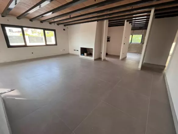 4-bedroom Villa In Penaguila, Spain (155 M²)