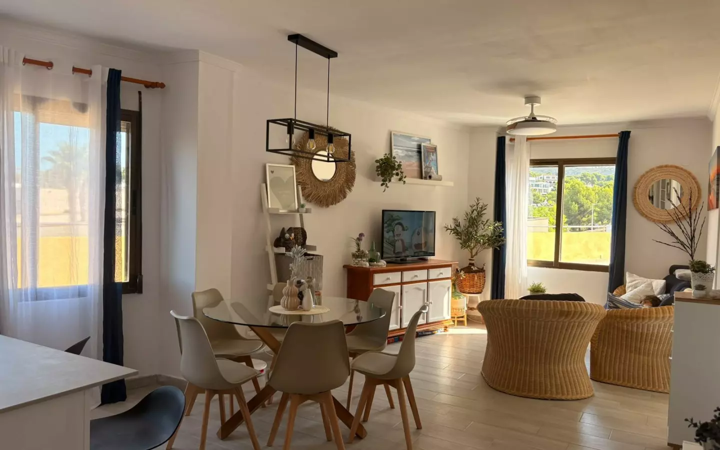 2-bedroom Flat In Moraira, Spain (79 M²)