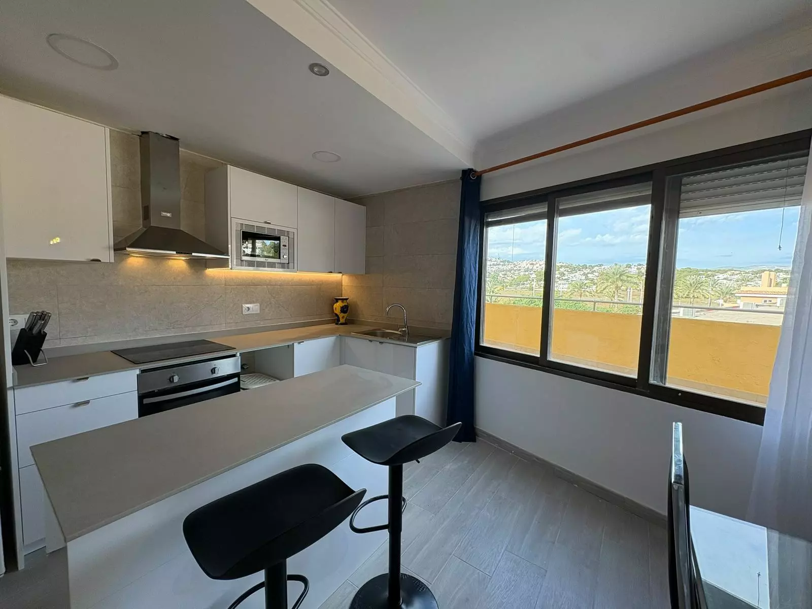 2-bedroom Flat In Moraira, Spain (79 M²)