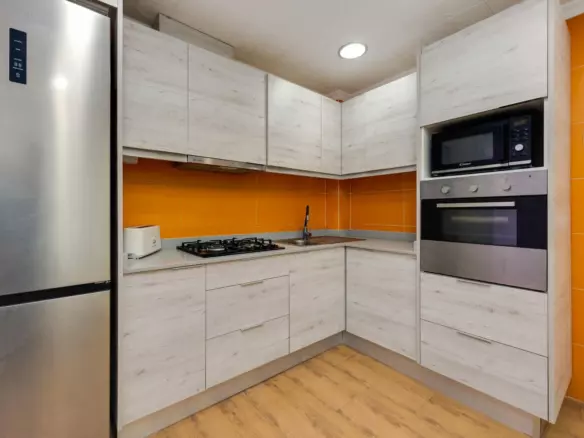 2-bedroom Apartment In Torrevieja, Spain (115 M²)