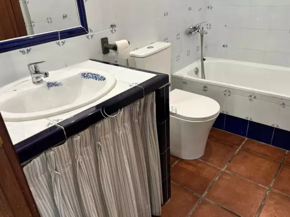 Private Mediterranean Villa With Pool And 905 M² Corner Plot Near Valencia (spain)