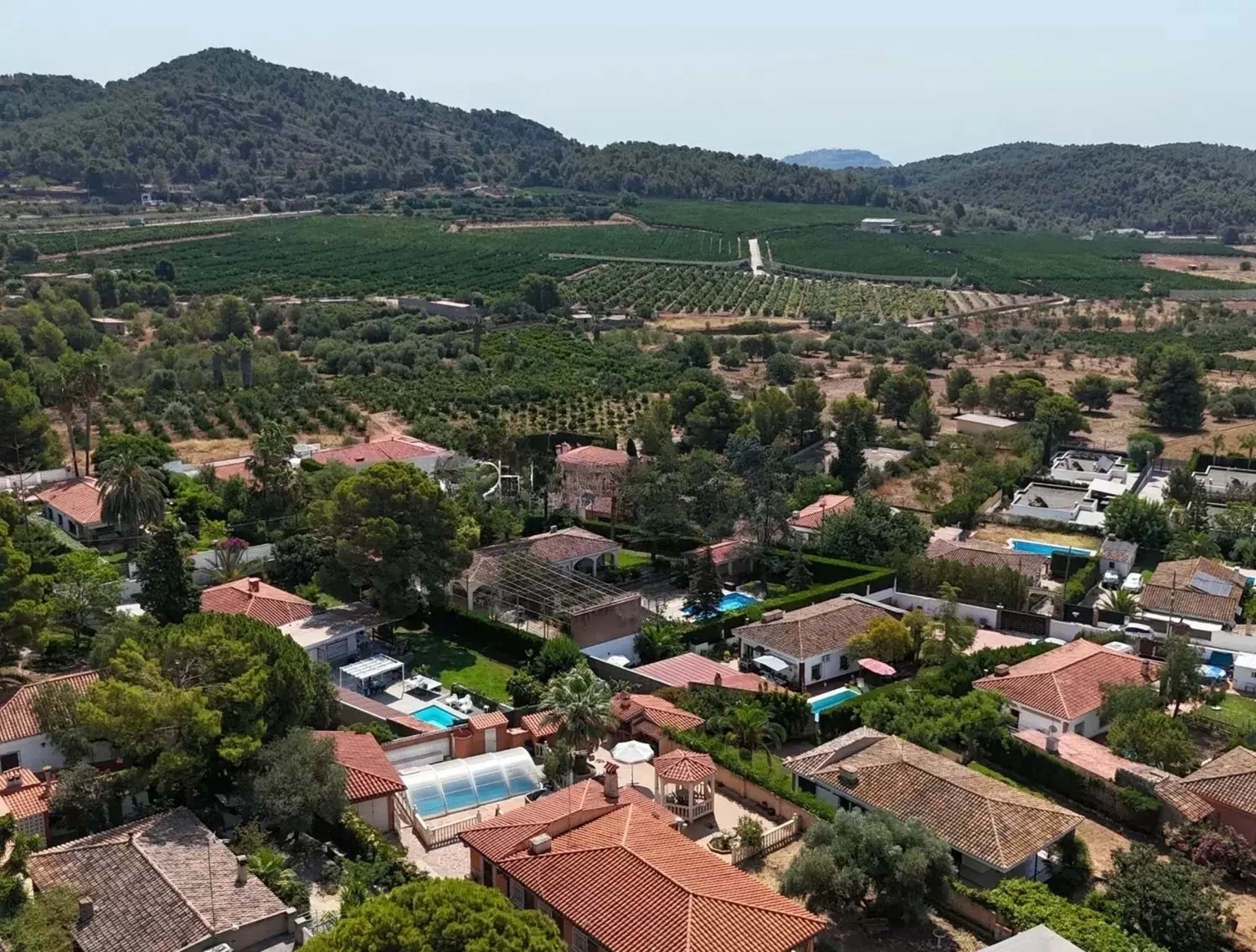 Private Mediterranean Villa With Pool And 905 M² Corner Plot Near Valencia (spain)