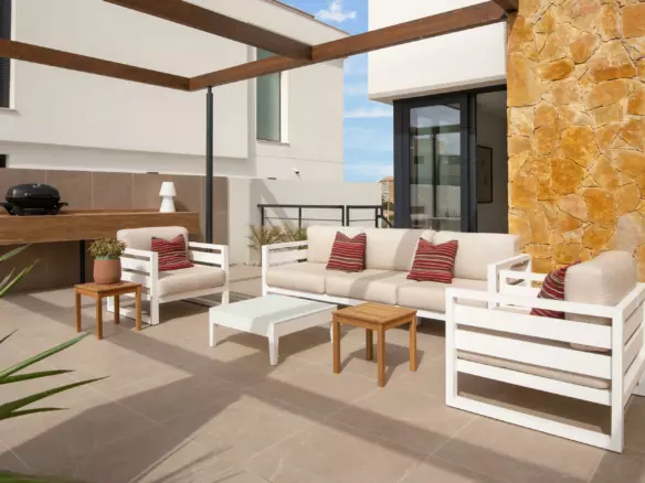 4-bedroom Villa In Orihuela Costa, Spain (110 M²)