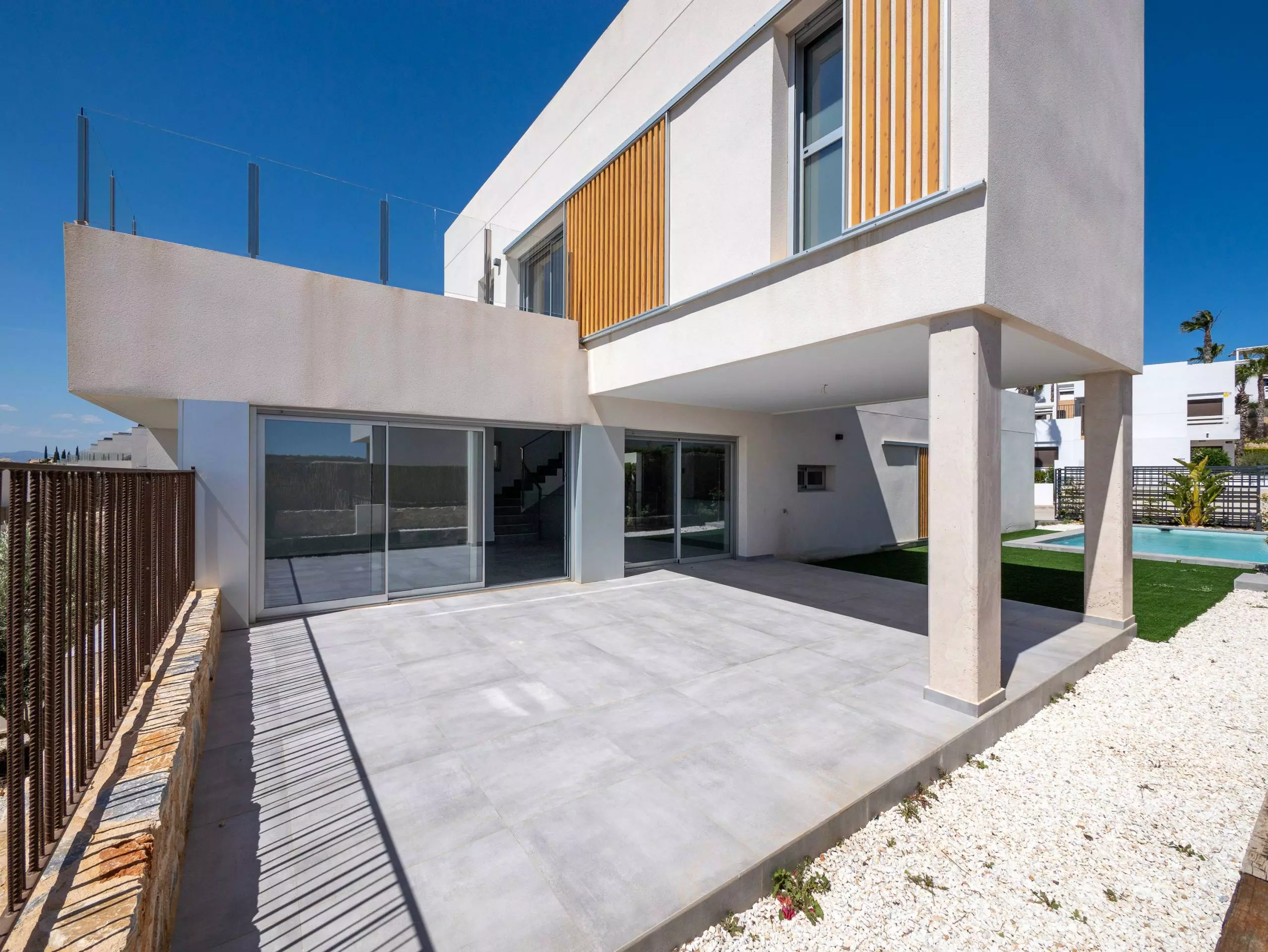 4-bedroom Villa In Algorfa, Spain (169 M²)