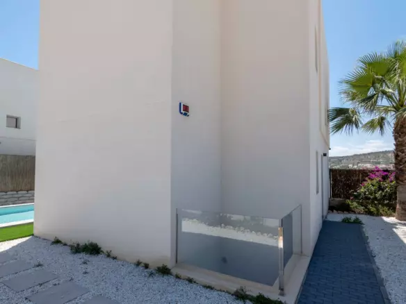 4-bedroom Villa In Algorfa, Spain (169 M²)