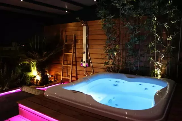 4-bedroom Maisonette In Glyfada, Greece (225 M²)