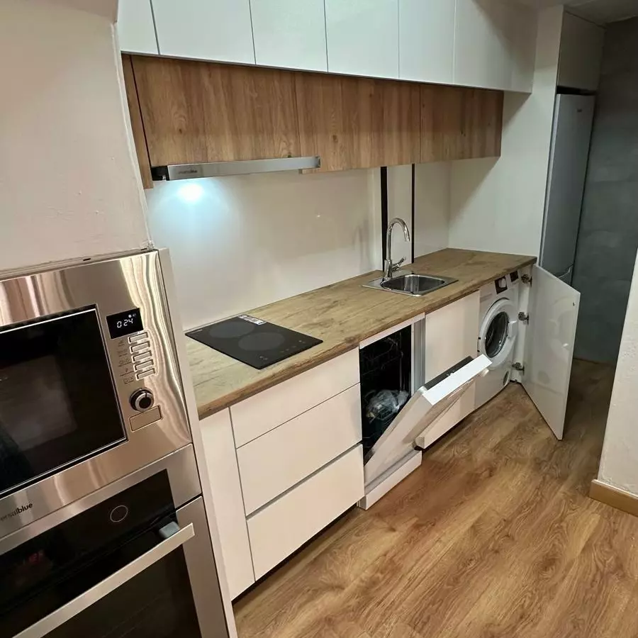 3-bedroom Villa In Torrevieja, Spain (85 M²)