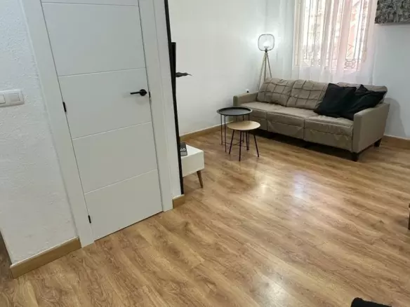 3-bedroom Villa In Torrevieja, Spain (85 M²)