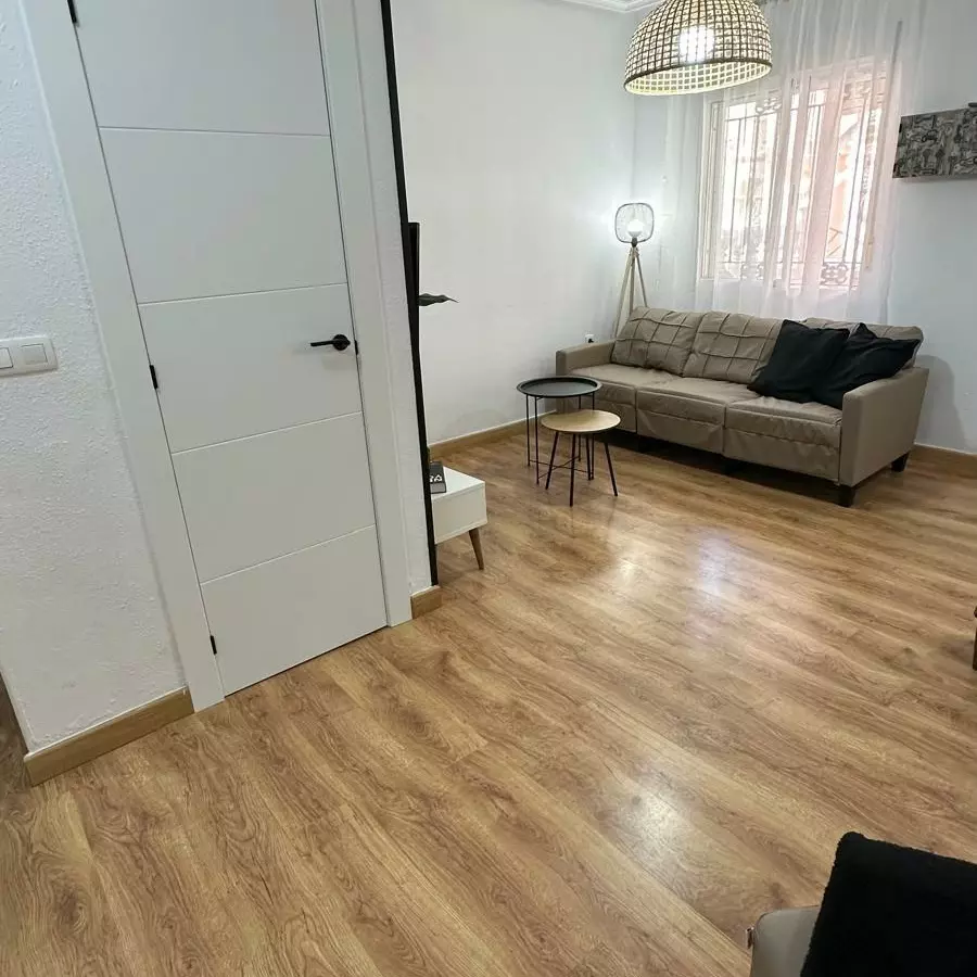 3-bedroom Villa In Torrevieja, Spain (85 M²)