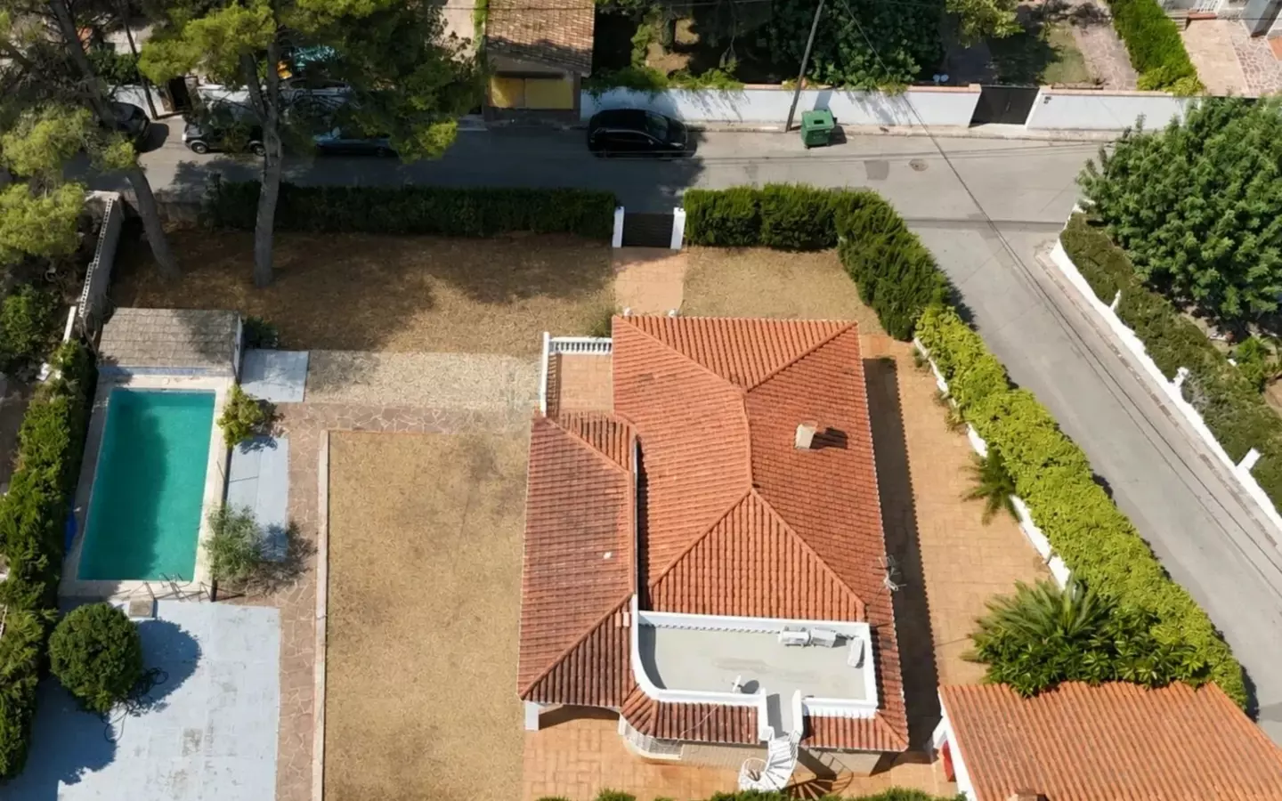 Private Mediterranean Villa With Pool And 905 M² Corner Plot Near Valencia (spain)