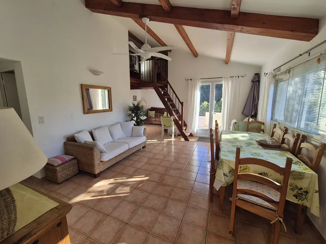 4-bedroom Detached House In Lamalou, France (152 M²)