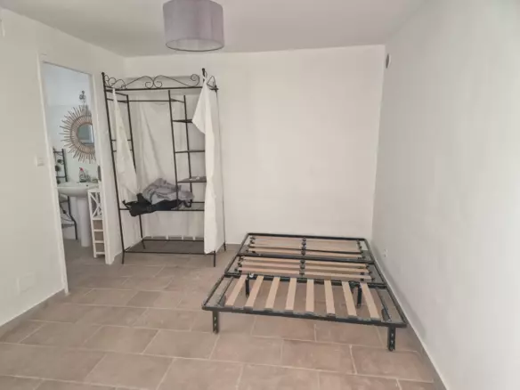 4-bedroom Detached House In Lamalou, France (152 M²)