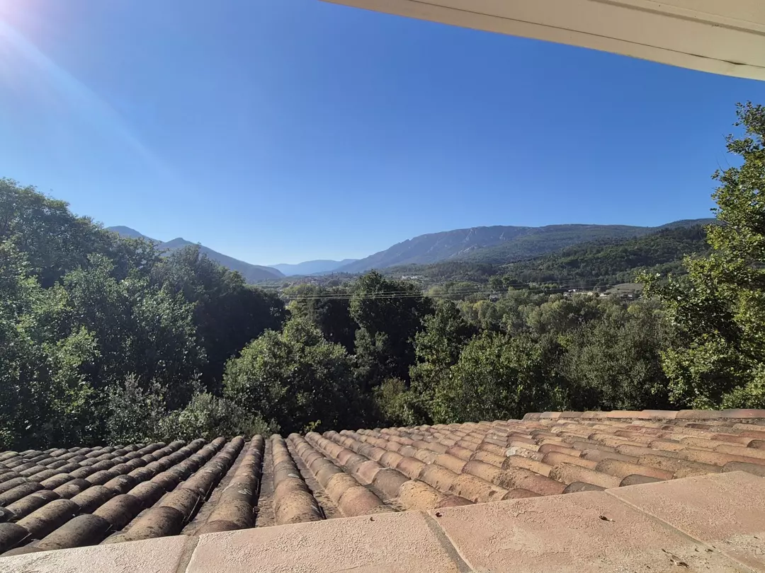 4-bedroom Detached House In Lamalou, France (152 M²)