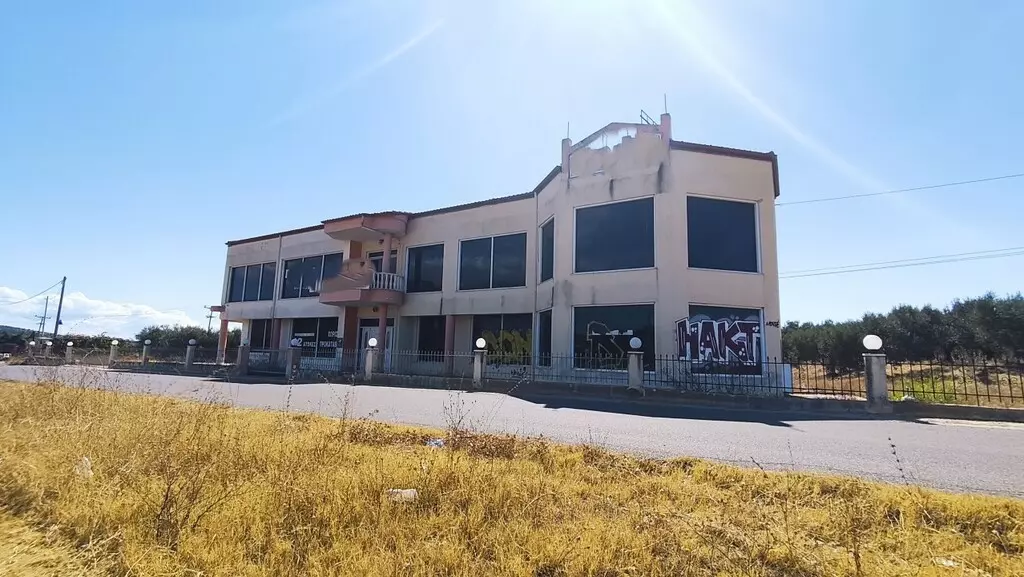 Commercial Property In Poligiros, Greece (1.240 M²)