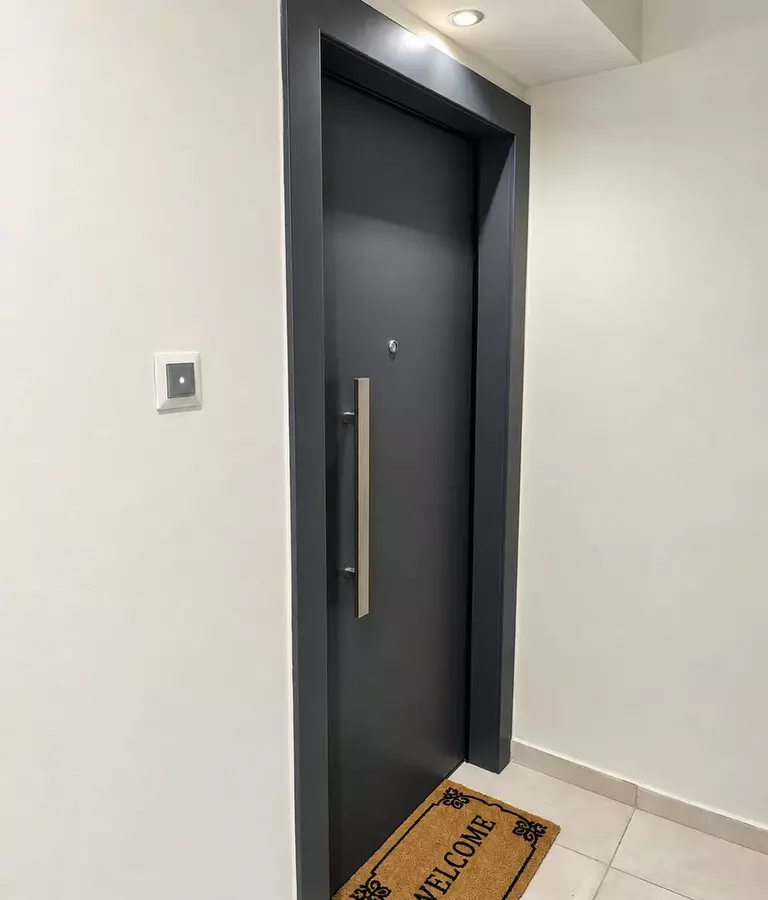 1-bedroom Flat In Center Of Thessaloniki, Greece (37 M²)