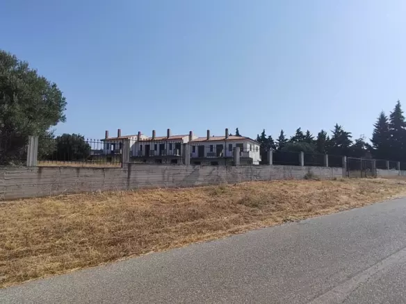8-bedroom Complex In Poligiros, Greece (416 M²)