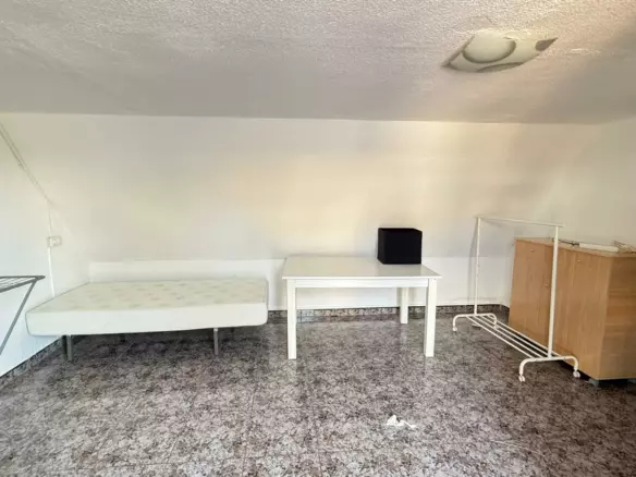 3-bedroom Villa In Torrevieja, Spain (176 M²)