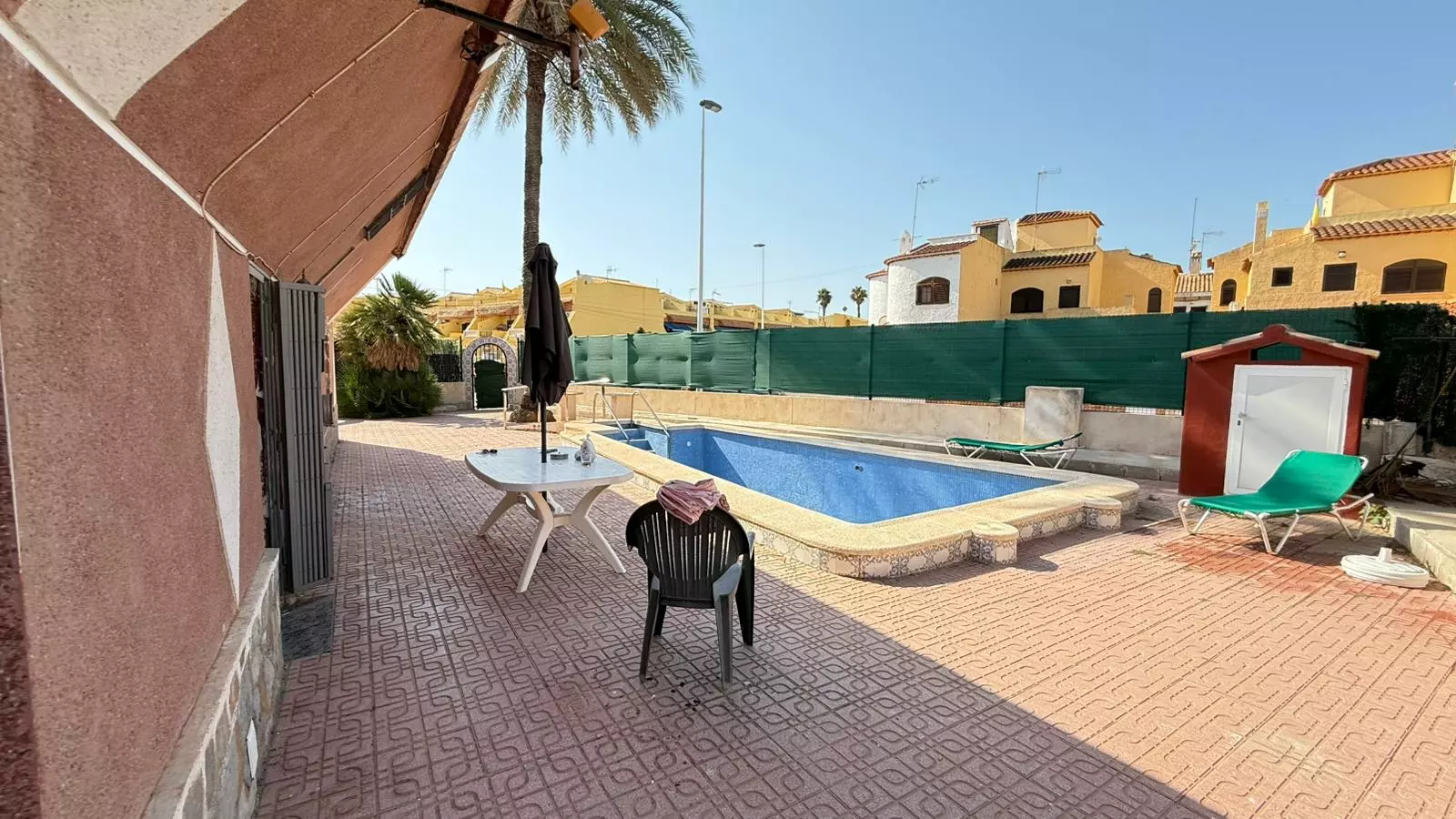 3-bedroom Villa In Torrevieja, Spain (176 M²)
