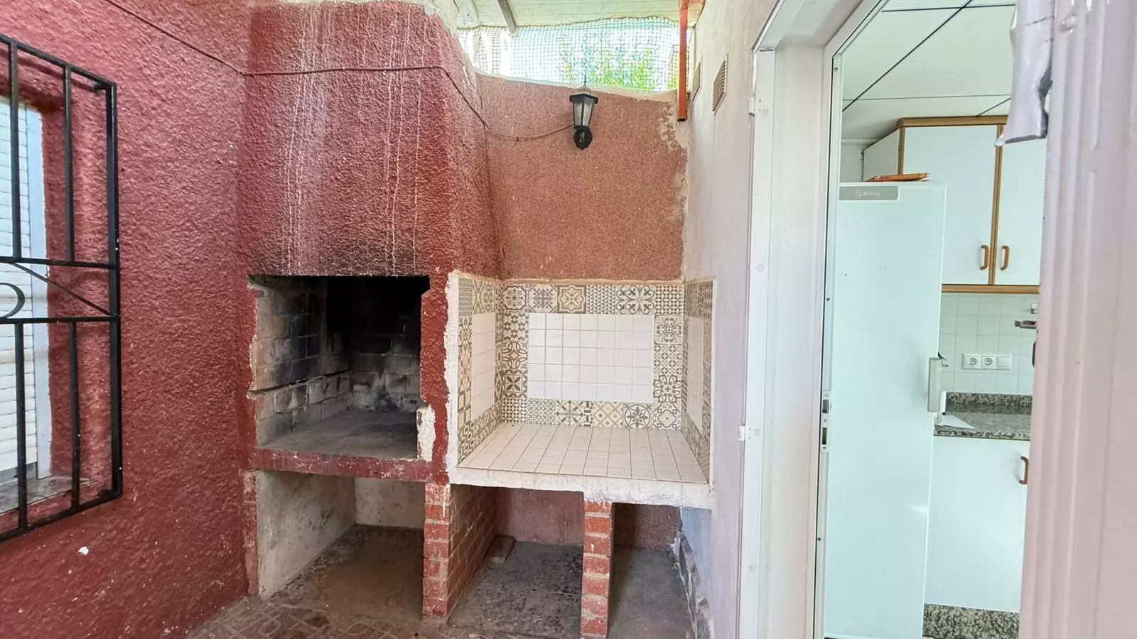 3-bedroom Villa In Torrevieja, Spain (176 M²)
