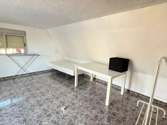 3-bedroom Villa In Torrevieja, Spain (176 M²)
